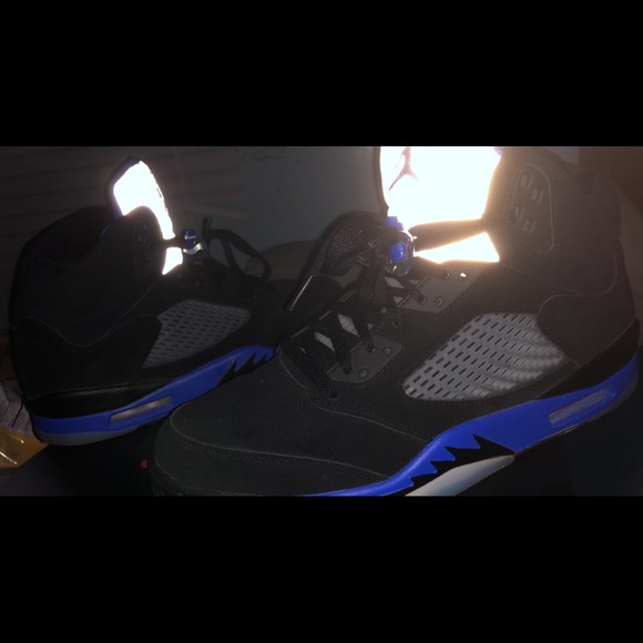 jordan 5 racer blue, comes with box and sticker, never...